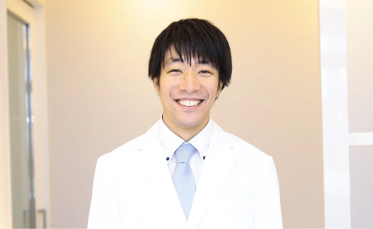 新井歯科医院の歯科医師